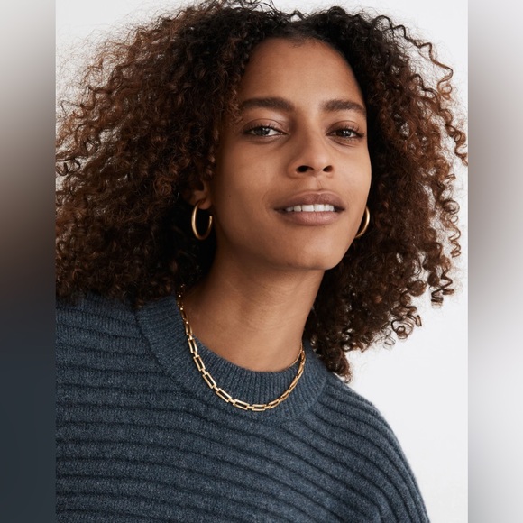 Madewell | Rectangular Gold Chain Necklace - Picture 4 of 6